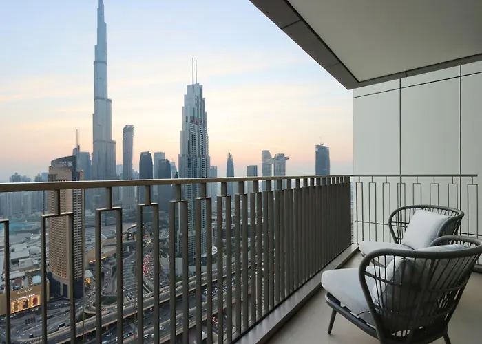 Livbnb - Elegant 3+1 W/ Burj View, Near Dubai Mall